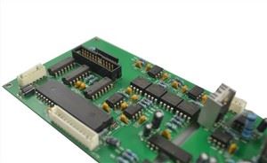 Zostava PCB pre spotrebnú elektroniku